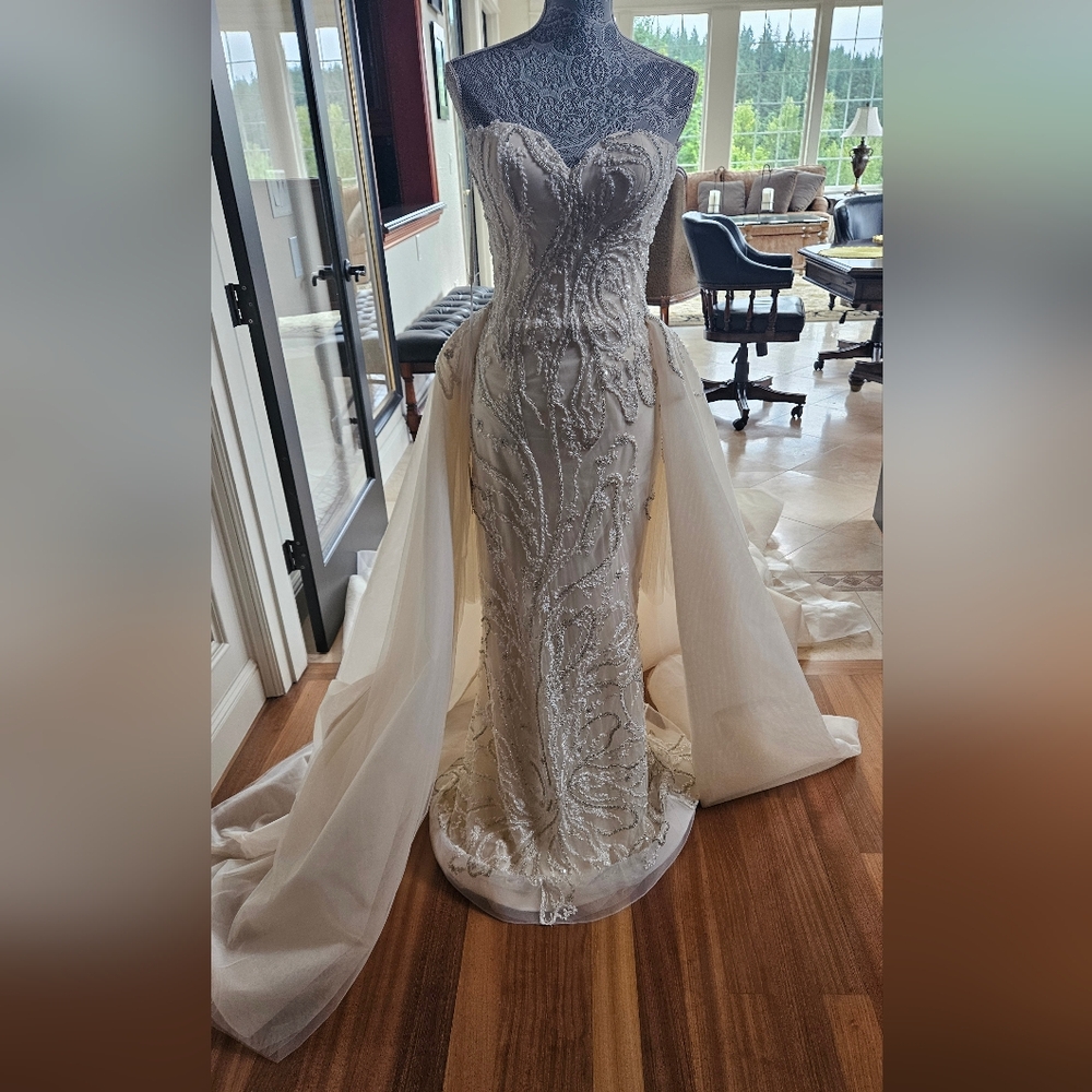 Marcela de Cala Cream Dream Gown